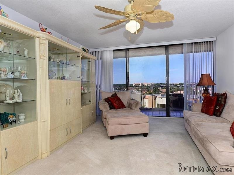 2 bedroom Residence For Sale: Jupiter.. - 2