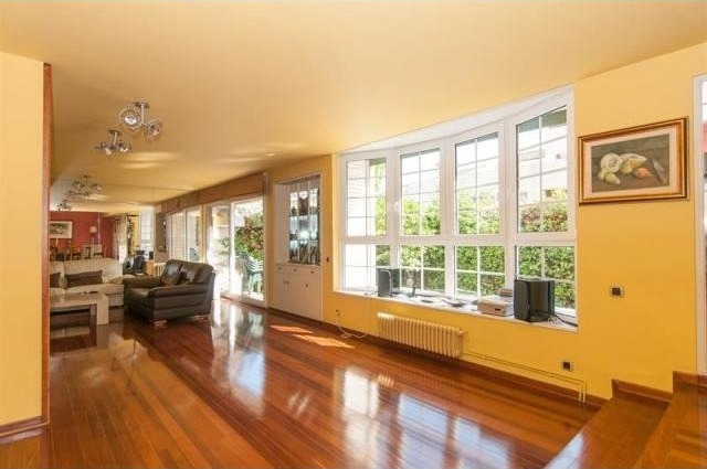 8 bedroom Terraced House For Sale:.. - 2
