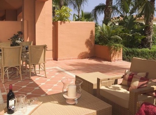 Townhouse for sale in Marbella Club..
