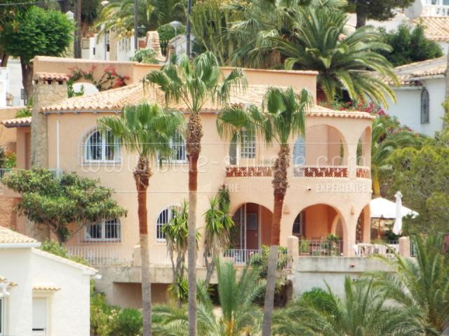 Fantastic 4 bedroom villa for the golf..