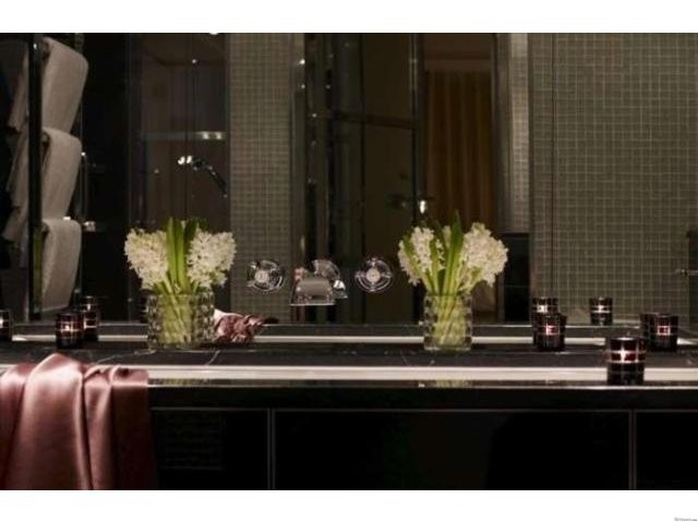 3 bed flat to rent in Piccadilly.. - 2