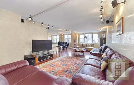 2 bedroom Apartment For Sale: 201 EAST..