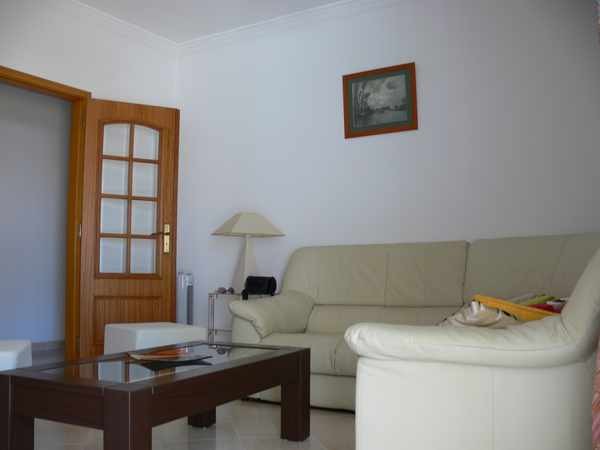 2 Bed Apartment For Sale - Quarteira - 2