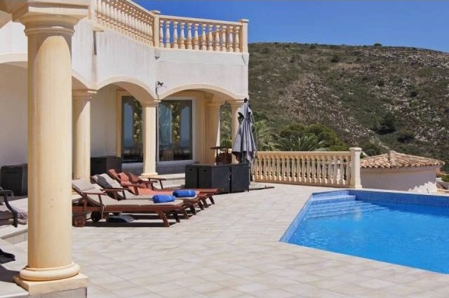 Immaculate South Facing Villa with.. - 2