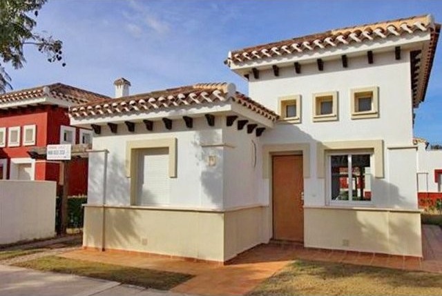 Lovely 2 bed Villa on Mar Menor Golf..