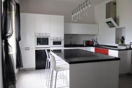 4 bedroom Apartment For Sale: Sarnano - 2