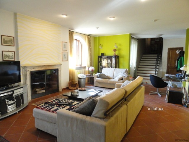 Villa - For Sale - Bagni di Lucca area.. - 2
