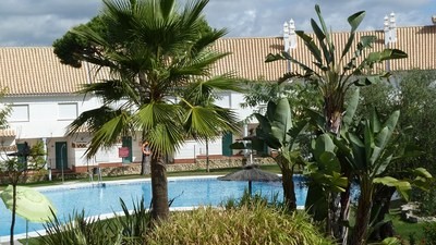 Town House - Spacious 3 bedroom..