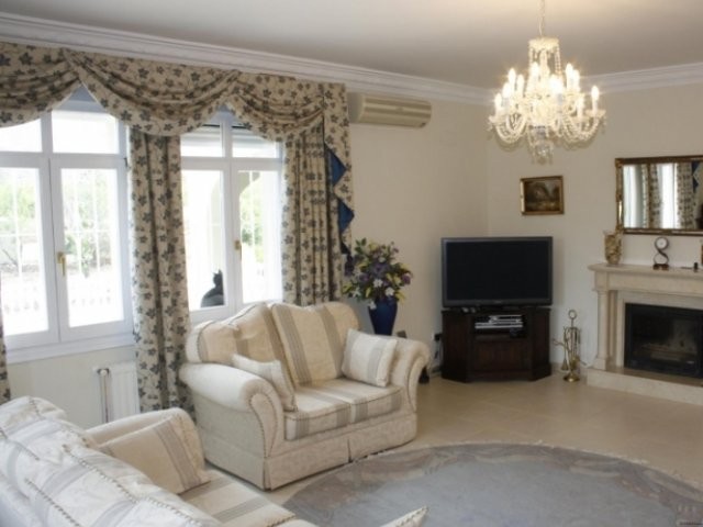 4 Bedrooms - Villa - Alicante - For Sale - 2