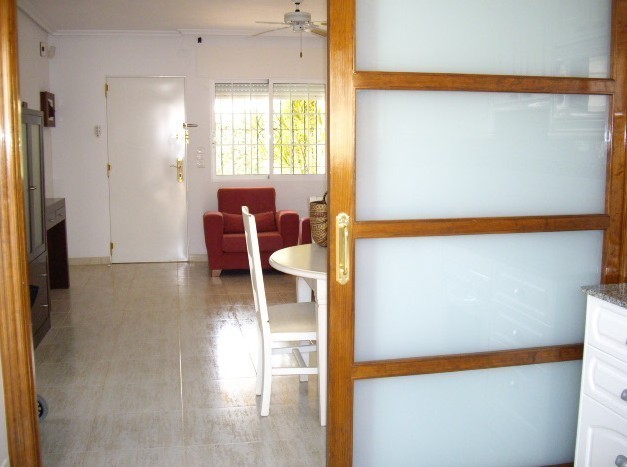 3 Bed 2 Bath Spacious Townhouse with..