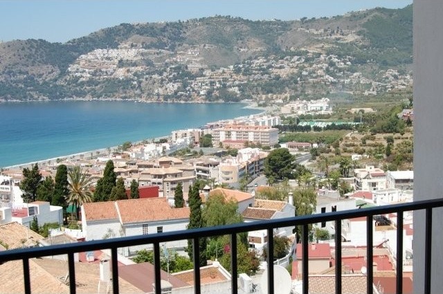 3 Bed Duplex Penthouse with Stunning..