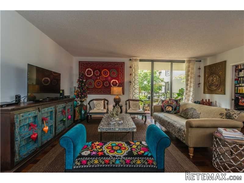 3 bedroom Flat For Sale: 161 CRANDON BL.. - 2
