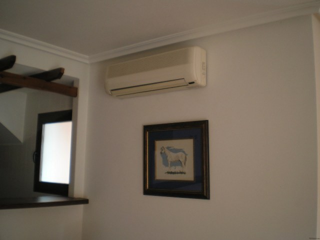 Key ready ground floor apartment near.. - 2