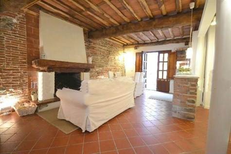 Homes for Sale in Lucca, Tuscany..