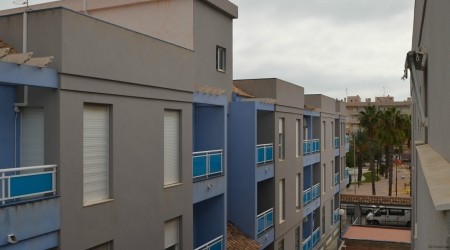 Resale · Apartment · Spain · Costa Bl..