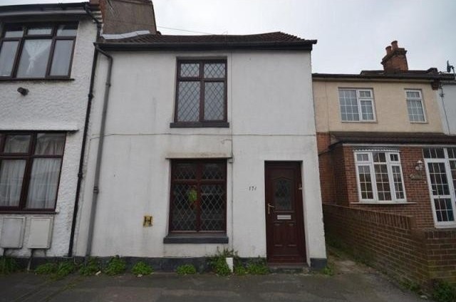 2 bedroom Semi-Detached House For Sale:..