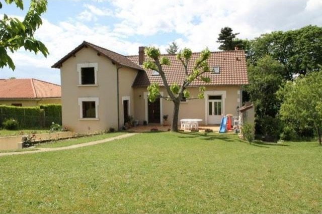 5 bedroom House For Sale: 86000 POITIERS