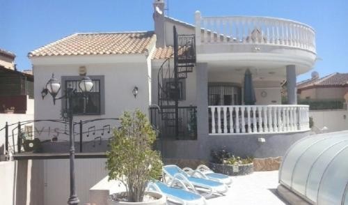 3 bed, 3 bath Detached Villa