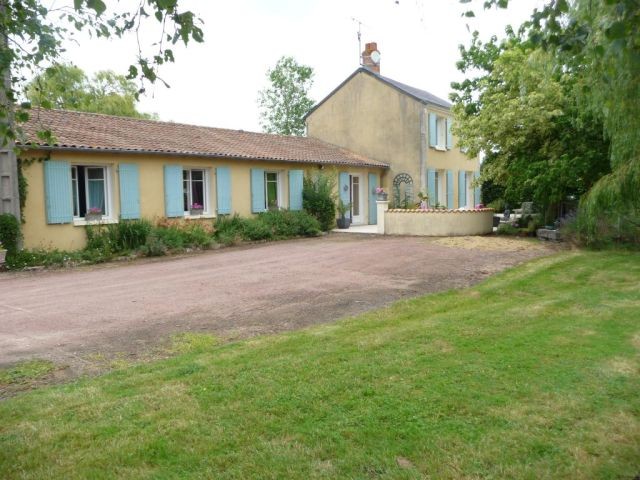 Nice Country Home with Tidy Garden