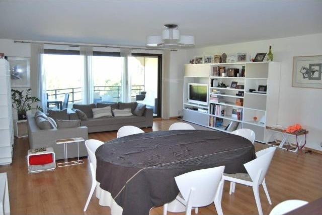 Stunning turn-key three bed