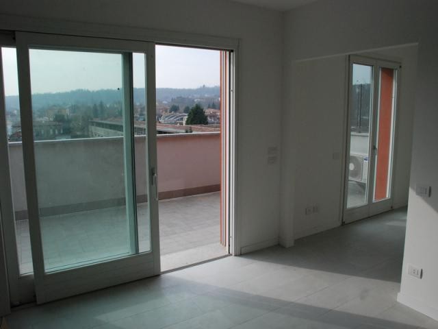 3 bedroom Apartment For Sale: Arona, IT - 2