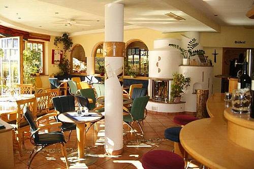 Coffee bar - restaurant in Piesendorf