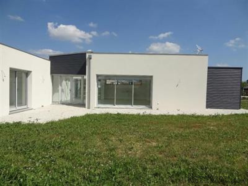 3 Bedrooms - Villa - Poitou-Charentes..