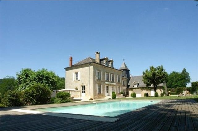 6 bedroom House For Sale: 19600 CORREZE - 2