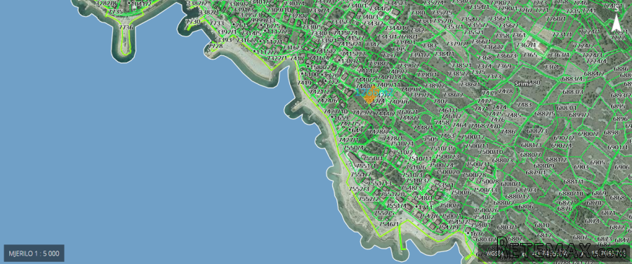 Prodajem građevinsko zemljište 1266 m2. Sr - 4