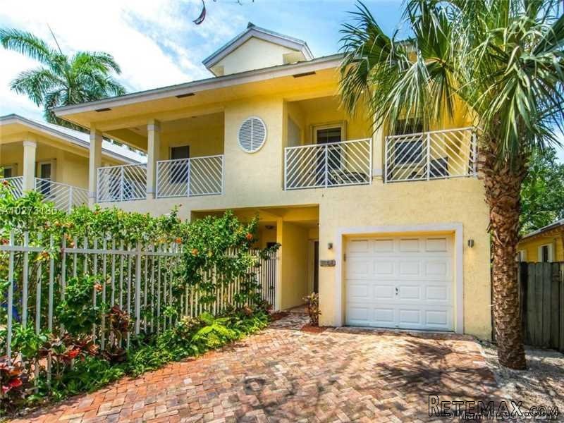 3 bedroom Town House For Sale: 3140.. - 2
