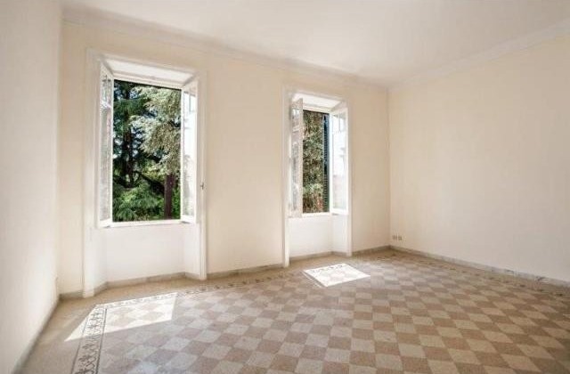4 Bedrooms - Apartment - For Sale - 2