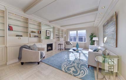 3 bedroom Apartment For Sale: 45 EAST..