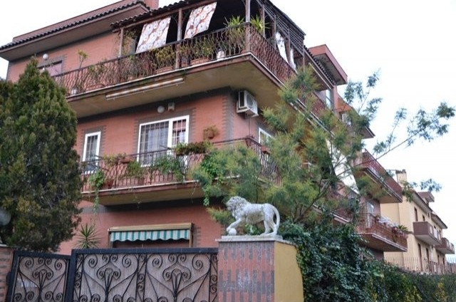 2 Bedrooms - Apartment - For Sale