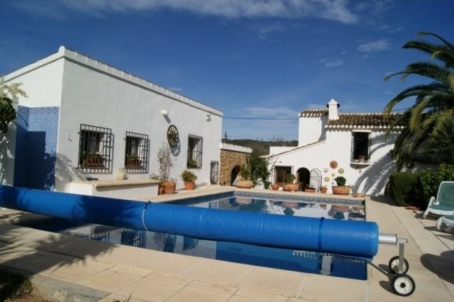 Finca for sale in Denia