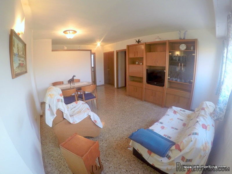 Flat for sale in La Malvarrosa area...