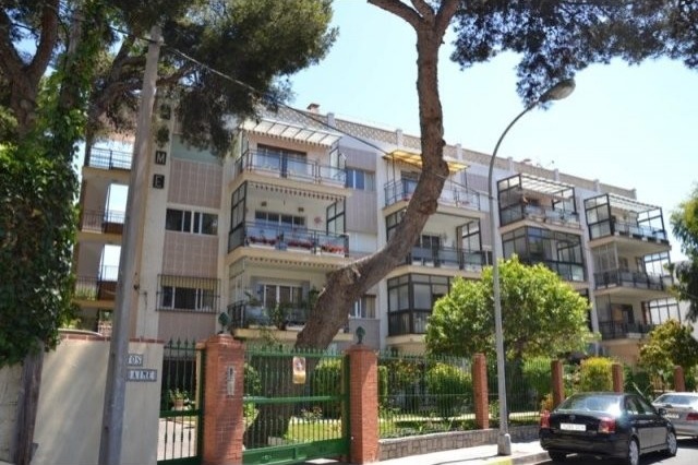 2 Bed Apartment for sale in Benalmadena..