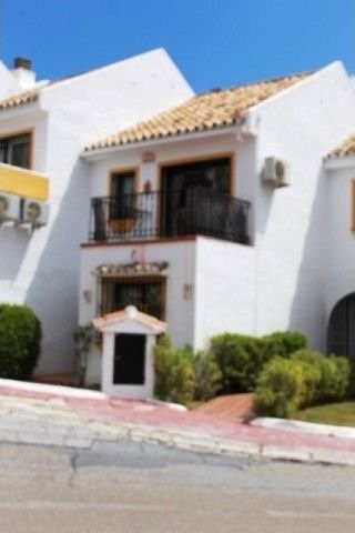 Town House - Spacious 3 bedroom 3.. - 2