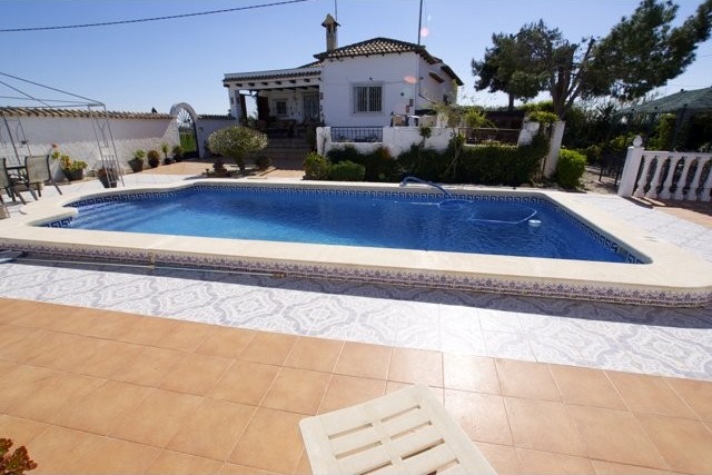 3 bedroom, 2 bathroom Finca / Country..