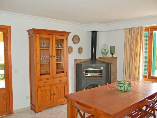 Well maintained country house near.. - 2