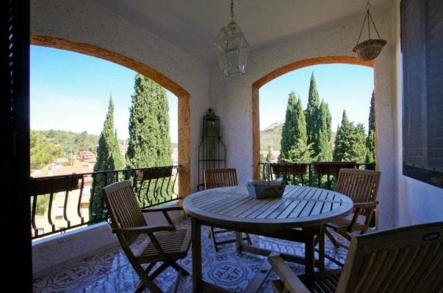 3 Bedrooms - Apartment - For Sale