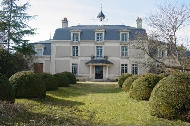 8 bedroom House For Sale: 41000 BLOIS