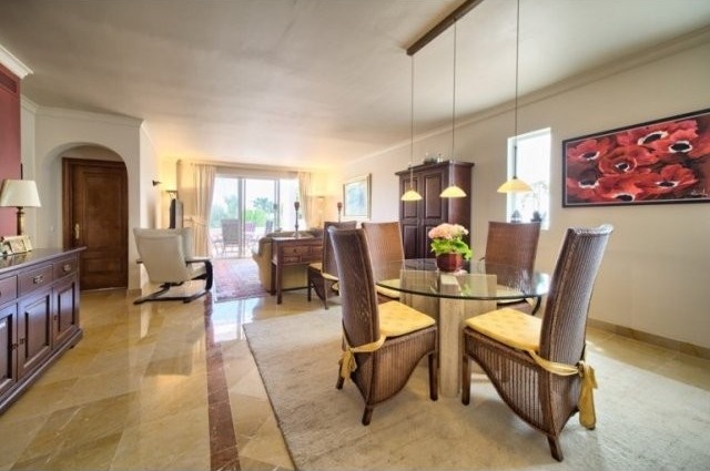 Beautiful Raised Ground Floor Apartment.. - 2