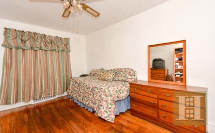 2 bedroom Apartment For Sale: 3850.. - 2