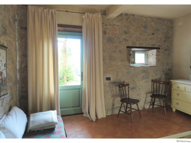 Country/farmhouse - For Sale - North of.. - 2