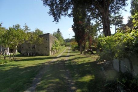 Stone House For Sale St Jean D Angely - 2
