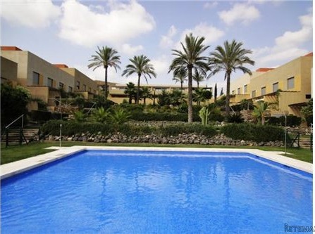 Townhouse For Sale, Valle Del Este..