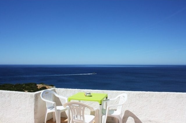 Apartment - First line sea front..