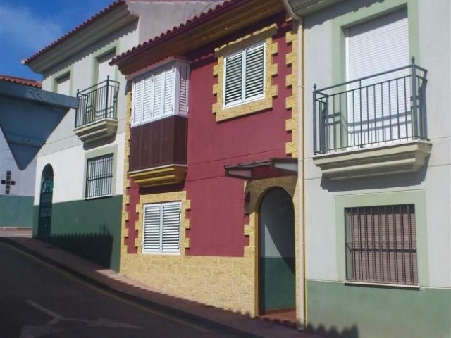 Town House - A lovely & cosy 3 bedroom..