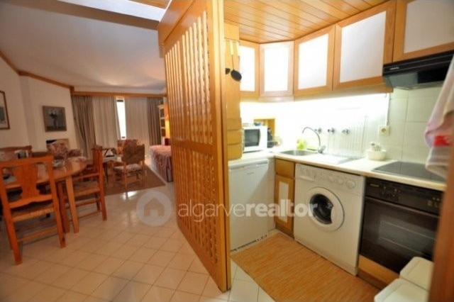 Charming 1 Bedroom Apartment