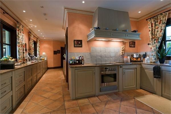4 bedroom Detached Villa For Sale:.. - 2